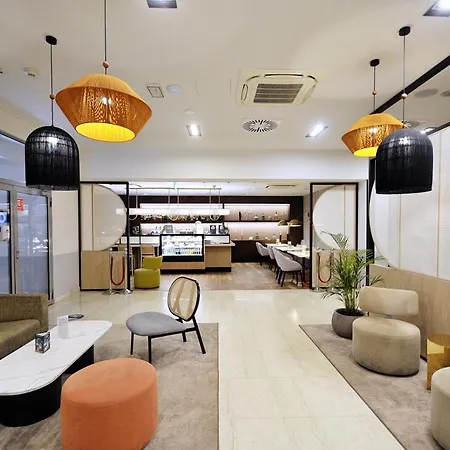 209 W Royal Tulip Przy Plazy Dobruk Apartment