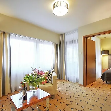 Apartamento 209 W Royal Tulip Przy Plazy Dobruk *