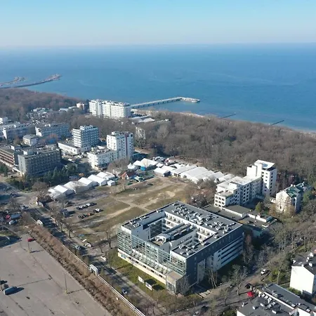 209 W Royal Tulip Przy Plazy Dobruk Apartamento *