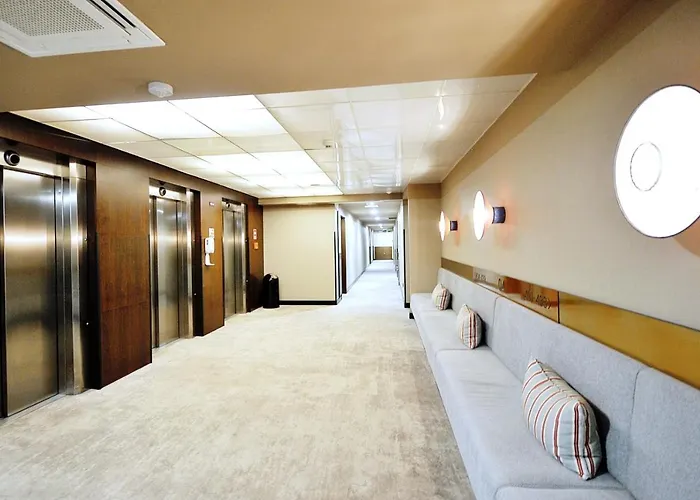 209 W Royal Tulip Przy Plazy Dobruk