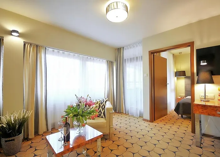 Apartment 209 W Royal Tulip Przy Plazy Dobruk *