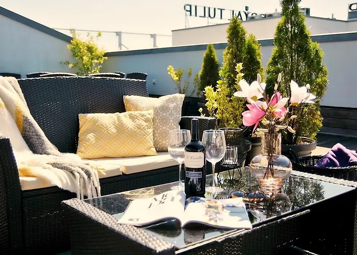 209 W Royal Tulip Przy Plazy Dobruk Apartment *